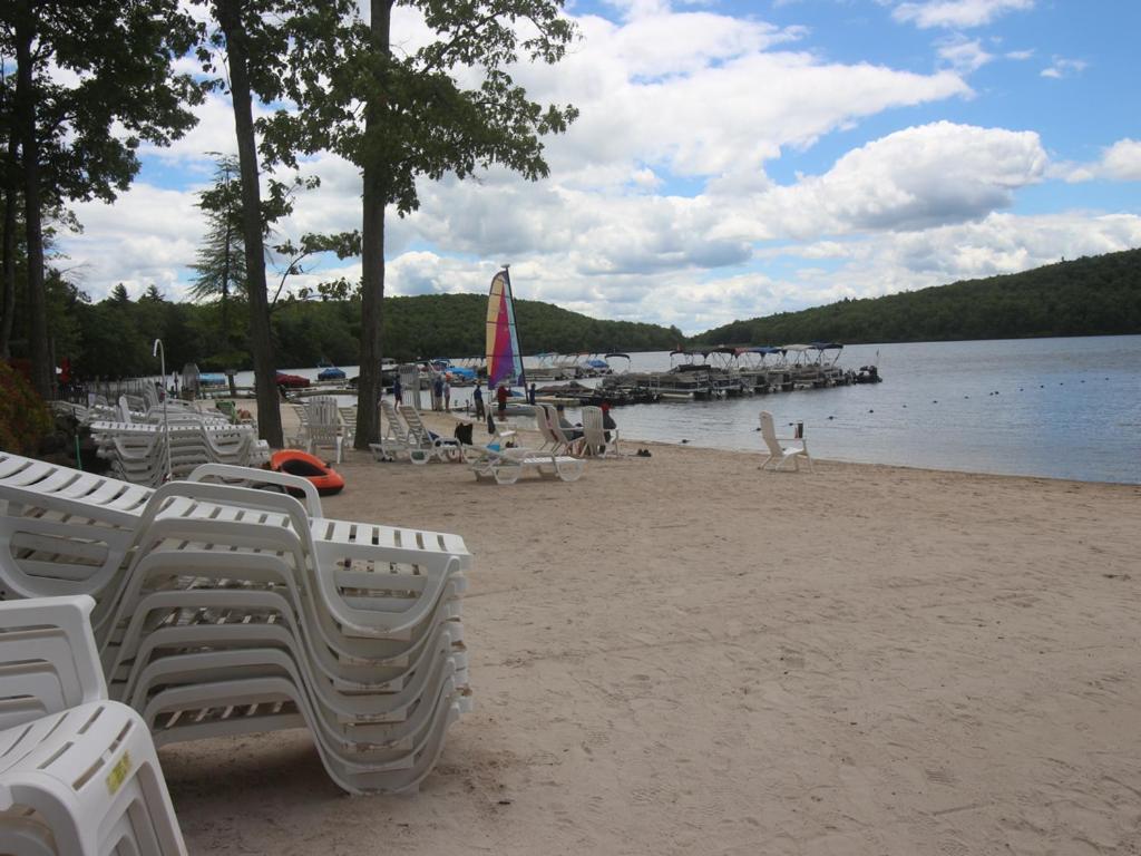 Beautiful Lake Harmony Townhouse At Big Boulder Lake And Ski Area Exteriör bild